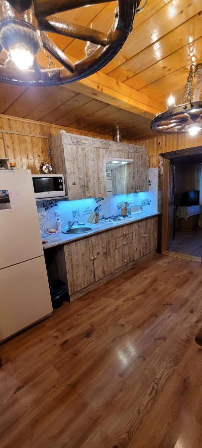 Vila Kotiedzh U Mariny Jaremče Exteriér fotografie