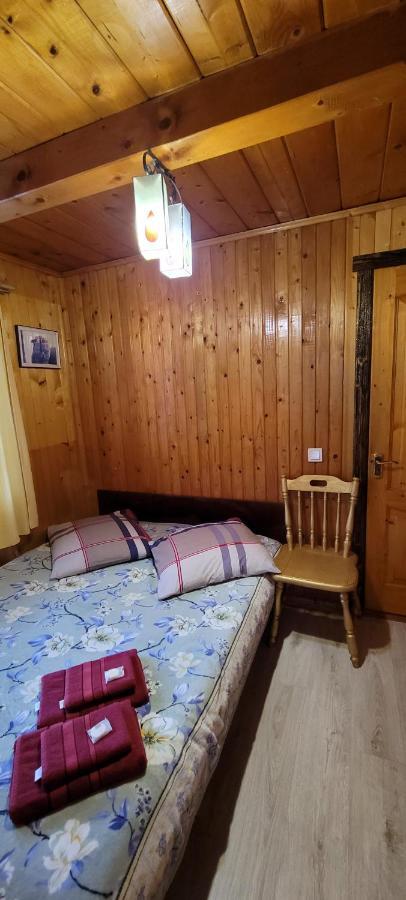 Vila Kotiedzh U Mariny Jaremče Exteriér fotografie